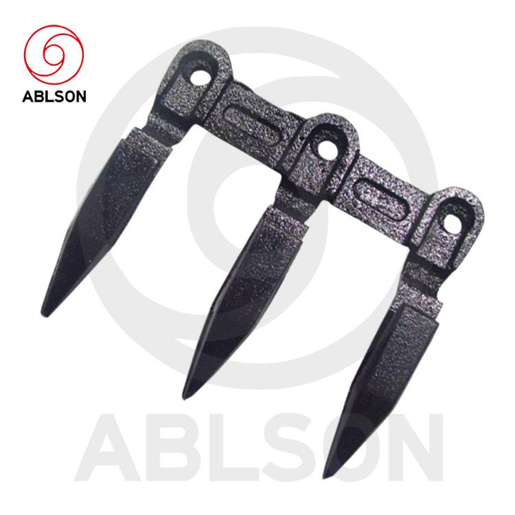  Combine blade guard